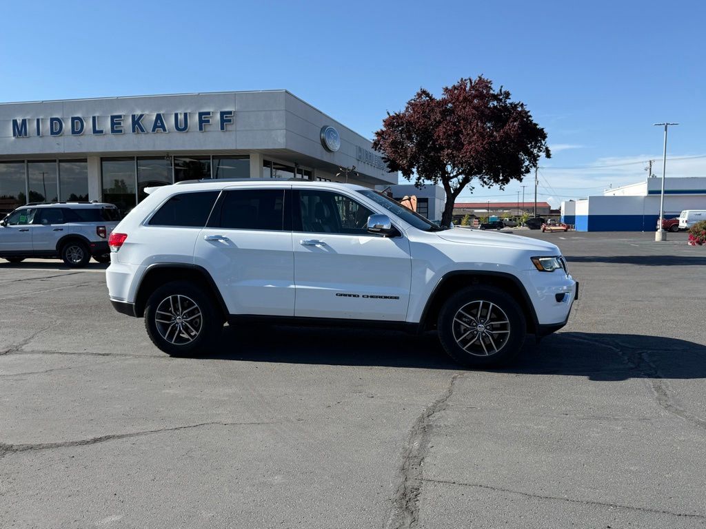 jeep grand cherokee 2017 1C4RJFBGXHC635304 image jeep grand cherokee 2017 1C4RJFBGXHC635304 image